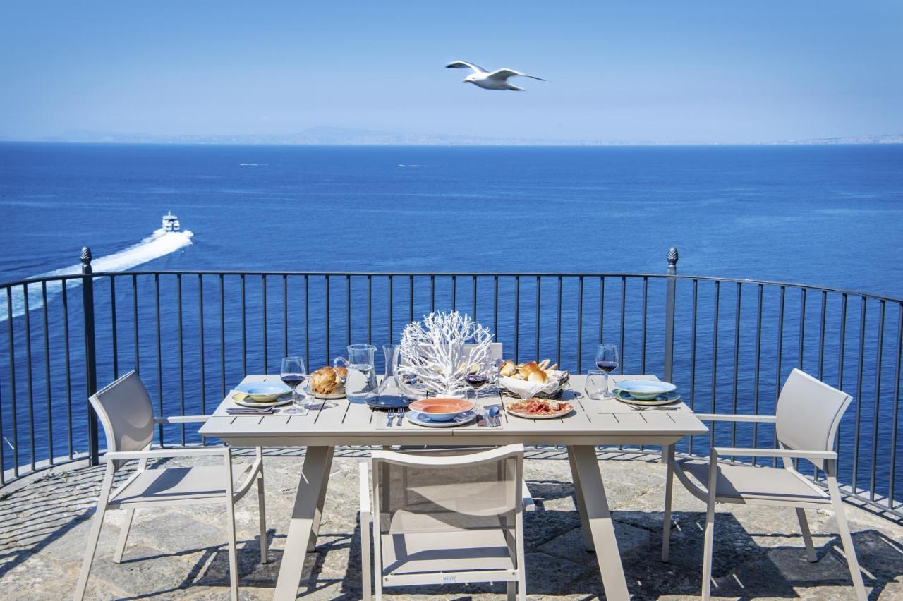 Amore Rentals - Villa Galidia Сорренто Экстерьер фото