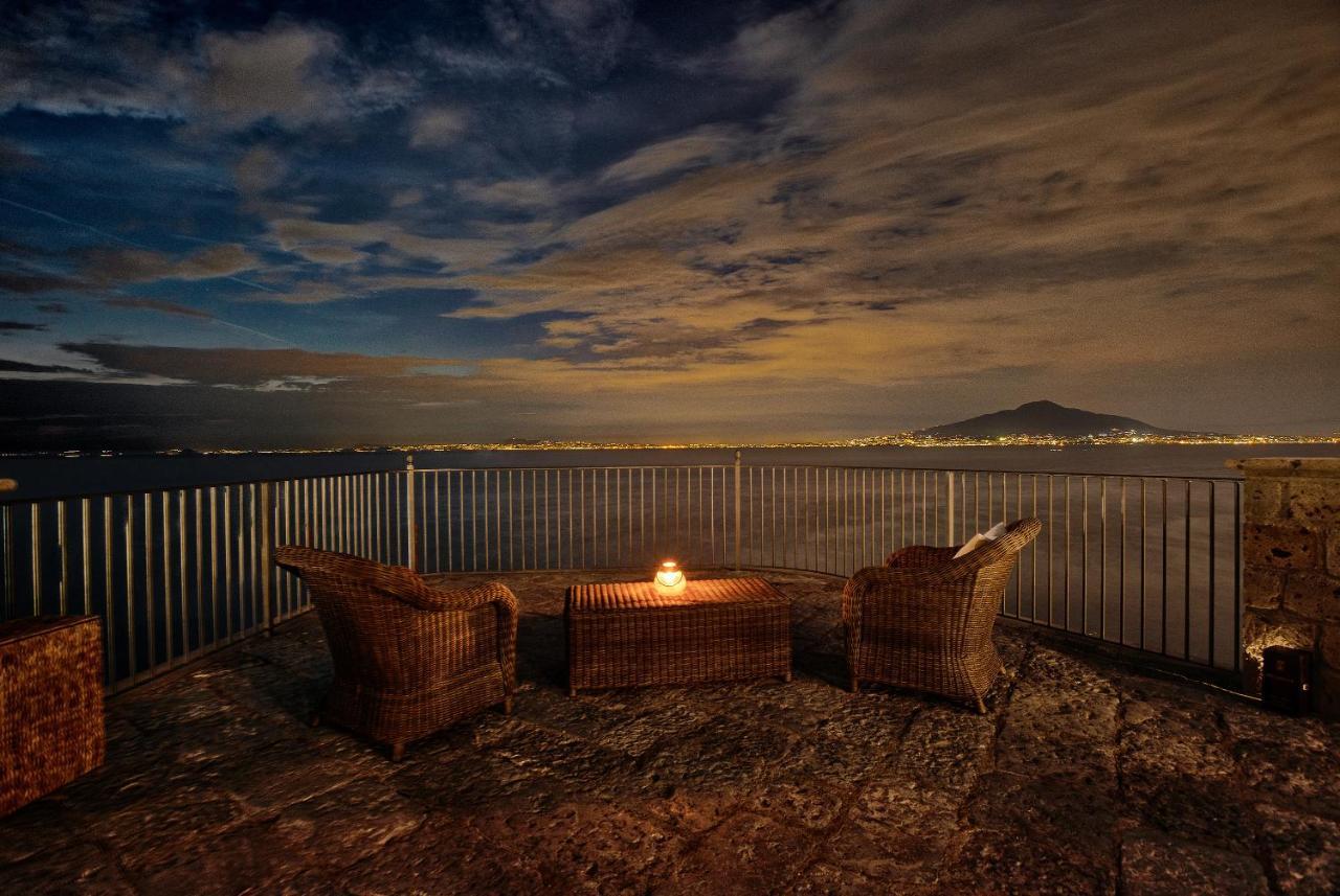 Amore Rentals - Villa Galidia Сорренто Экстерьер фото