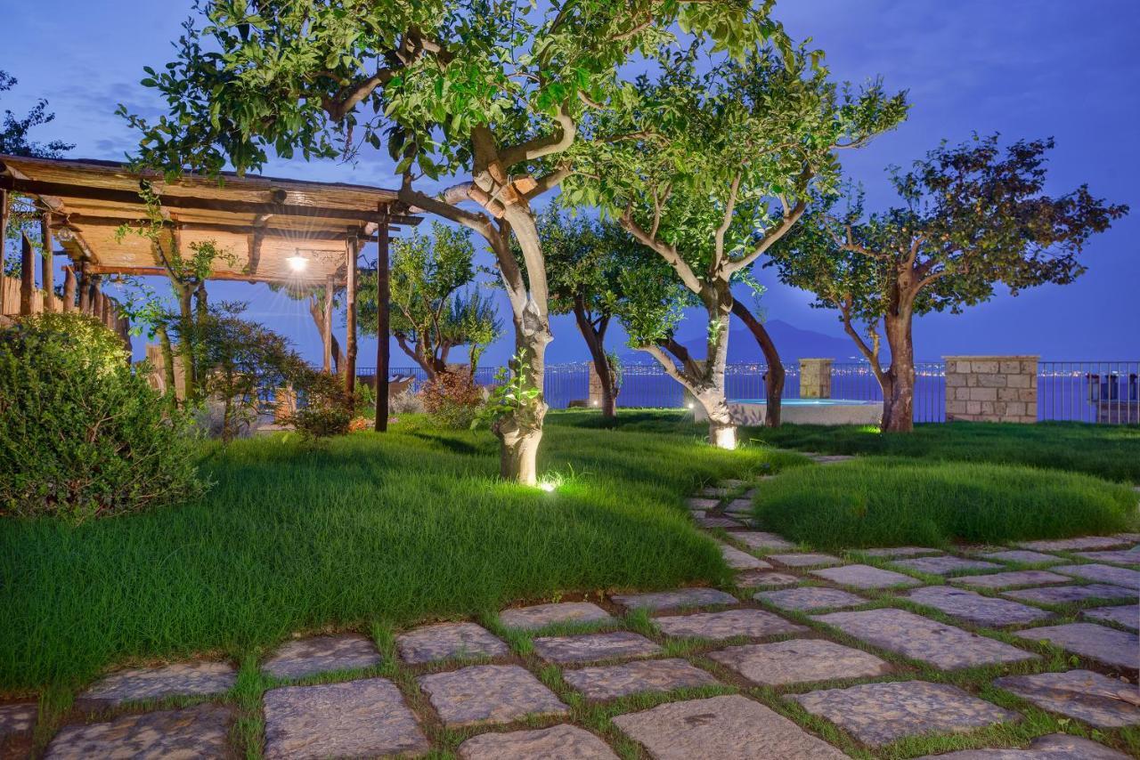 Amore Rentals - Villa Galidia Сорренто Экстерьер фото